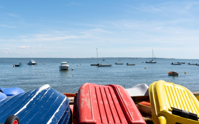 Plages du bassin d’arcachon entre sable, pinèdes et activités